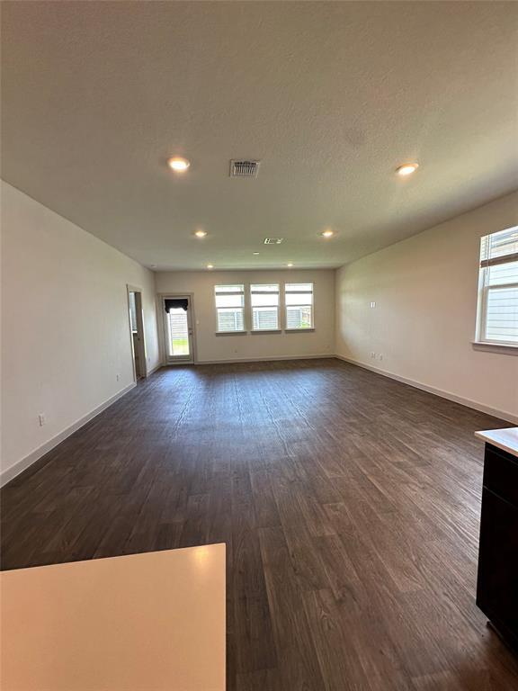 Building Photo - 402 Barton Creek Ln