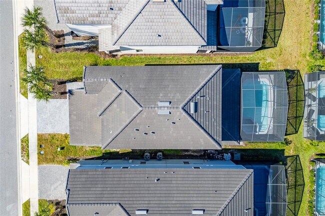 Building Photo - 7336 Oakmoss Loop