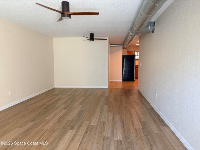 Building Photo - 1464 Guava Ave