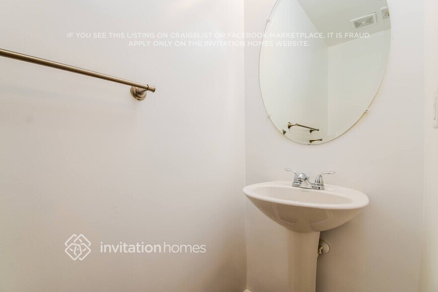 Building Photo - 24 Everett Cir SE