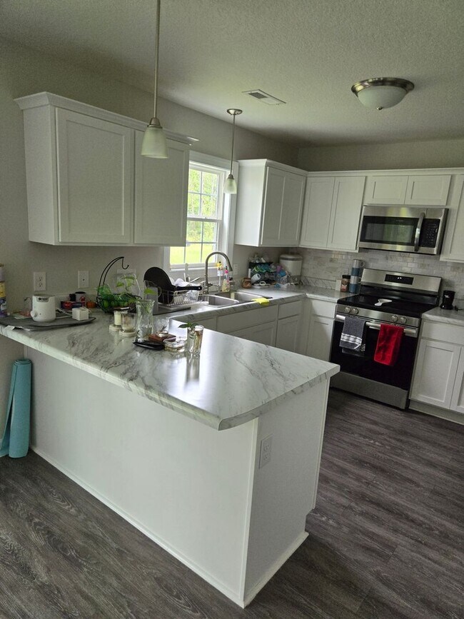 Building Photo - 309 Samuel Run Dr