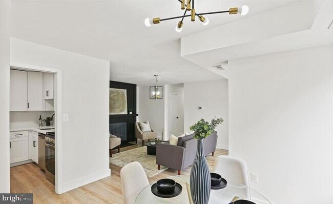 Building Photo - 10580 Cross Fox Ln