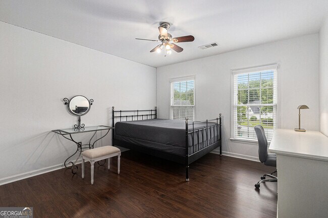 Building Photo - 505 Stedford Ln
