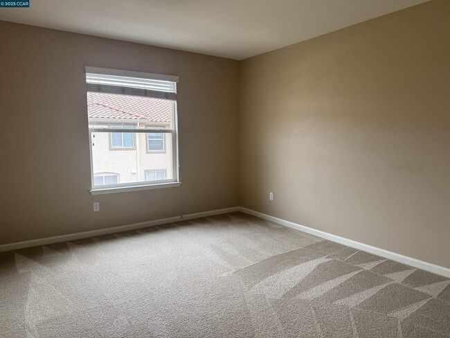Building Photo - 2728 Ashwell Ln