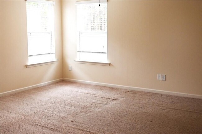 Building Photo - 6186 Baltusrol Trce