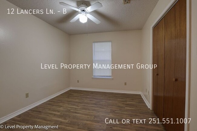 Building Photo - 12 Lancers Ln