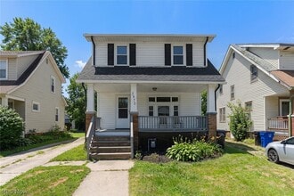 Building Photo - 3790 W 116th St