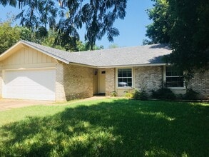 Building Photo - Great home in Anderson Mill!