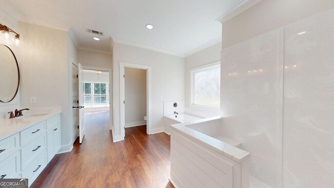 Building Photo - 53 Jericho Ln