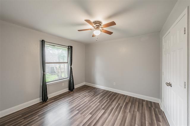 Building Photo - 514 Parsley Ln