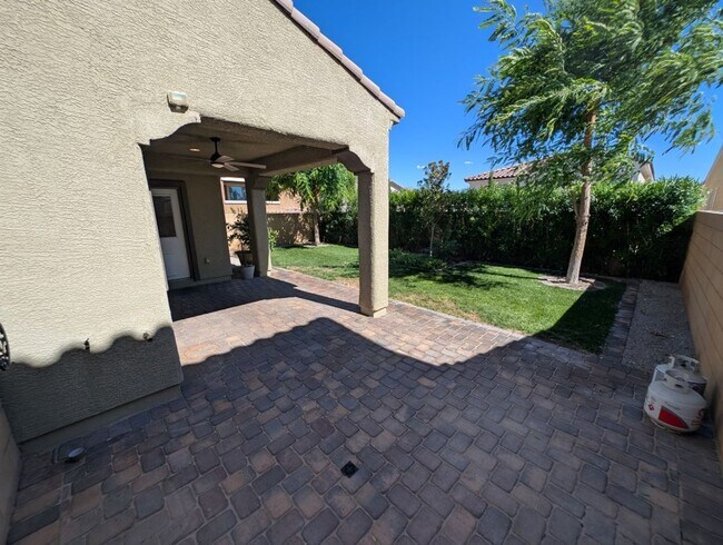 Building Photo - 8096 Skye Roar Ct
