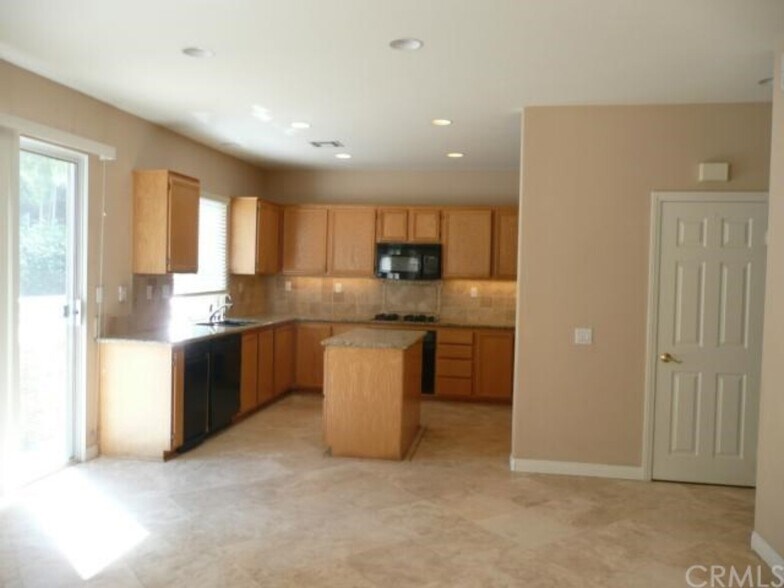 Building Photo - 18 Copperstone Ln