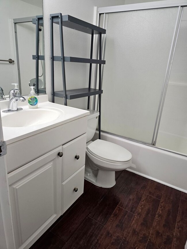 Building Photo - $3850 / 3br - Condo 3 beds 2 baths (West LA)