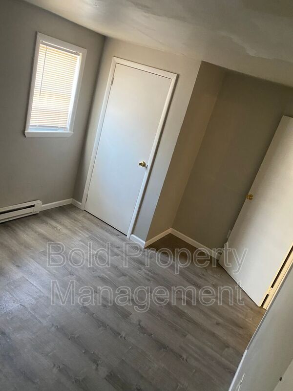 Building Photo - 507 Lehman