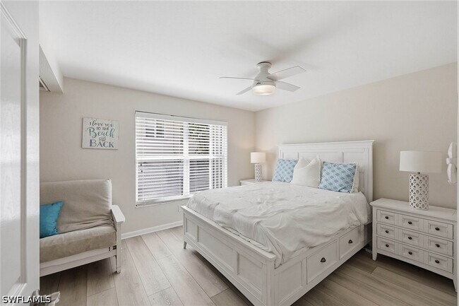 Building Photo - 799 Caribbean Ct
