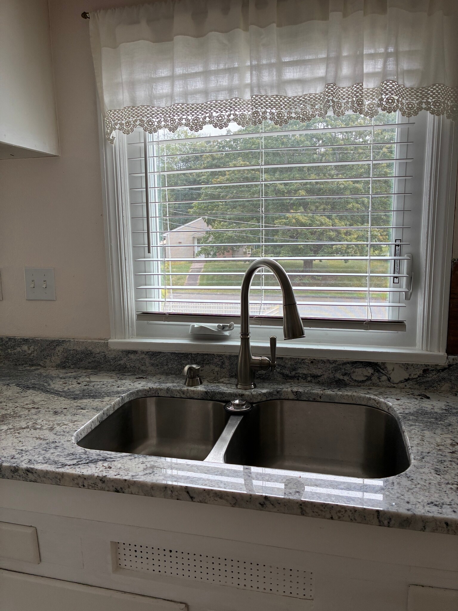 Kitchen with new blinds - 197 Carter Ln