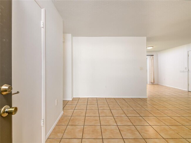 Building Photo - 11422 Wheeling Dr