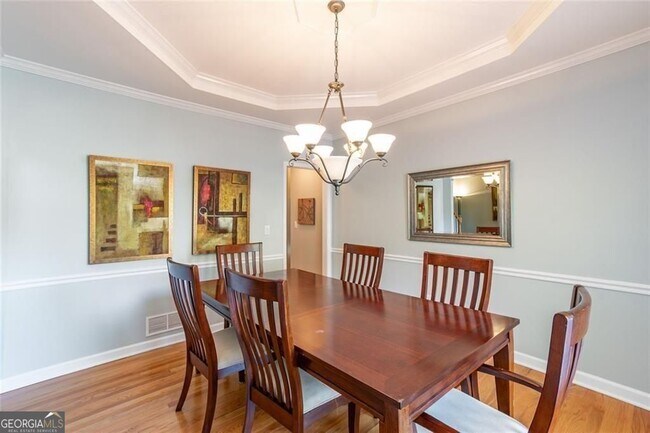 Building Photo - 651 Briarleigh Way