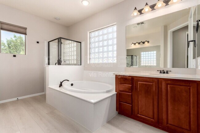 Building Photo - 4296 N 154th Ave