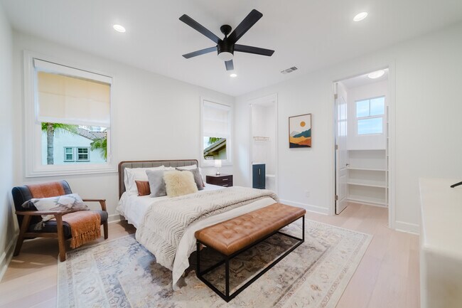 Building Photo - 7337 Corte TOMILLO