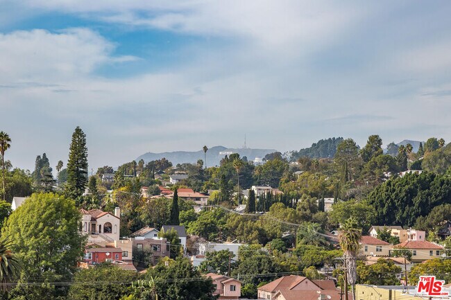 Building Photo - 1912 Liberty Ct