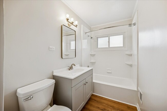 Building Photo - 1001 Longaker Rd