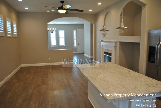 Building Photo - Gorgeous Rocklin Home in a great location