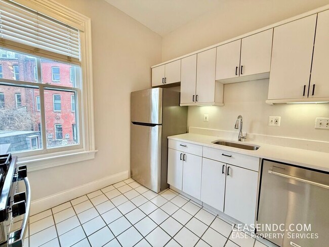 Building Photo - 1507 Vermont Ave NW