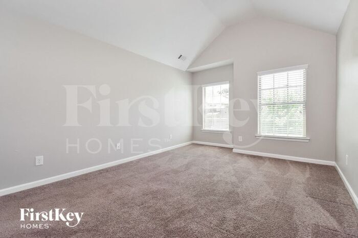 Building Photo - 3744 Beech Bottom Ln