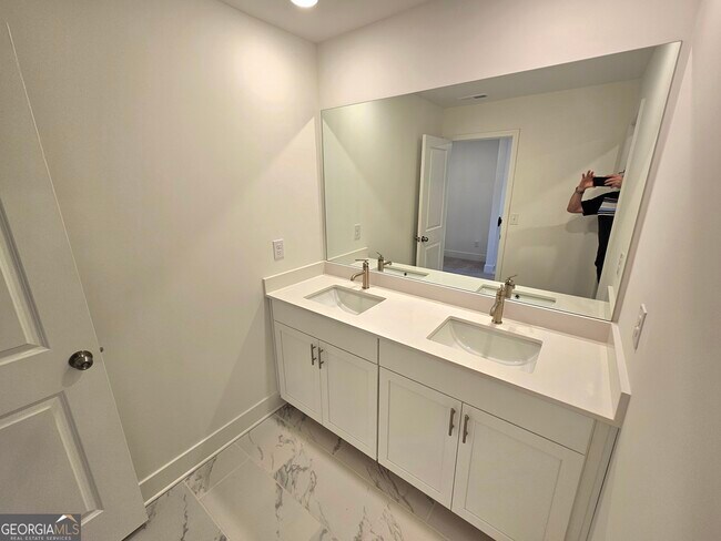 Building Photo - 219 Andalusa Ct