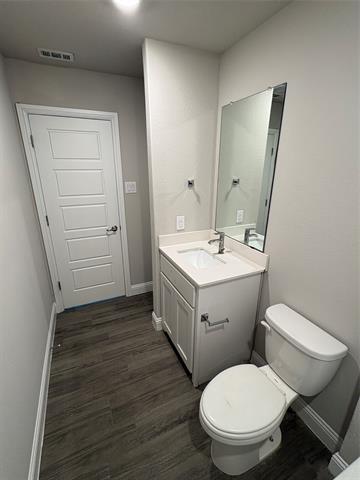 Building Photo - 1904 Tawny Dr