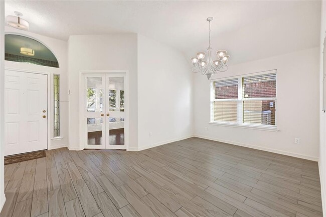 Building Photo - 10823 Coral Garden Ln