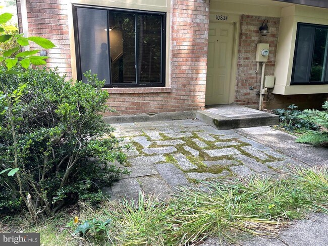 Building Photo - 10824 Whiterim Dr