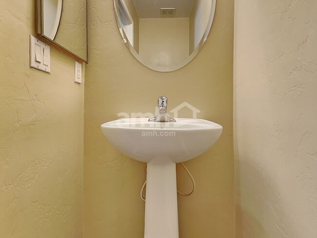 Building Photo - 4169 E Stony Meadow Dr