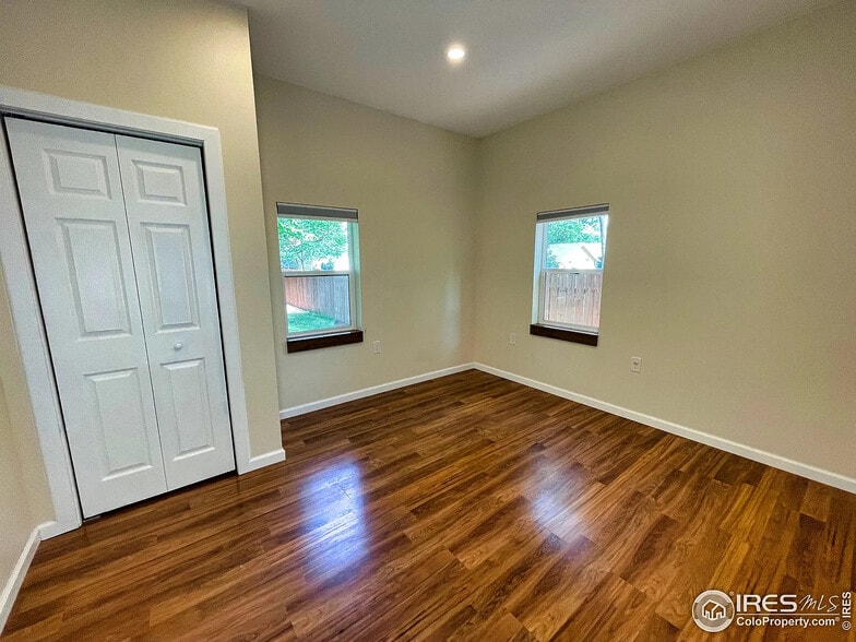 Bedroom - 1047 Venice St