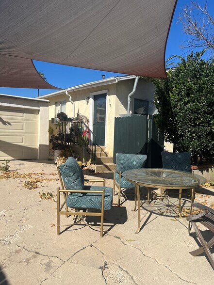 Building Photo - 333 N Occidental Blvd