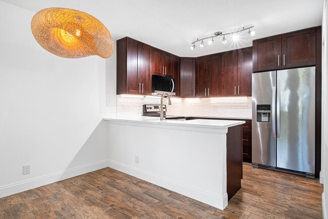 Building Photo - 4995 Sable Pine Cir