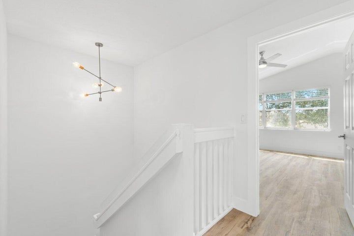 Building Photo - 6427 Park Lake Cir