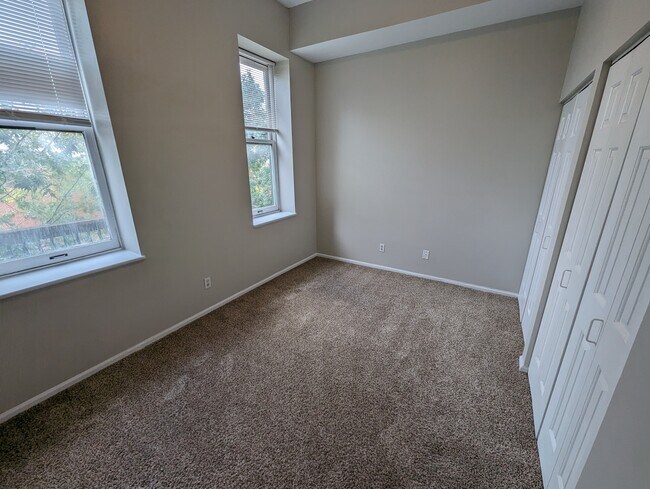 Building Photo - 2019 S 8th St