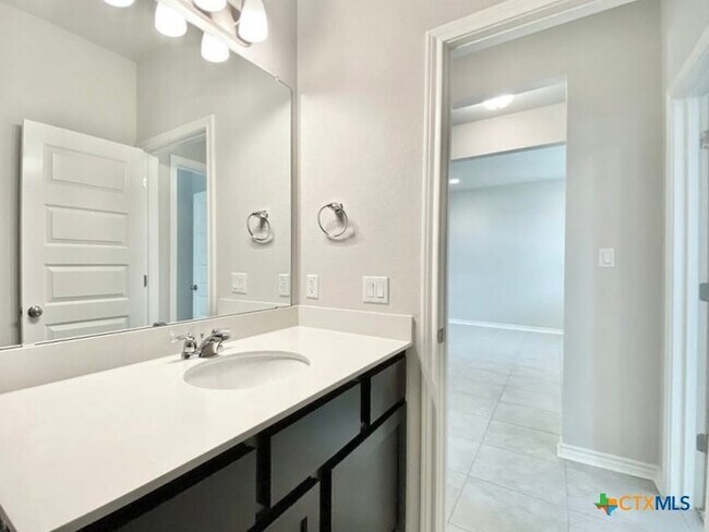 Building Photo - 2148 Pecan Island Dr