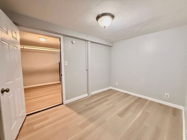 Building Photo - 2630 Stanton Ave