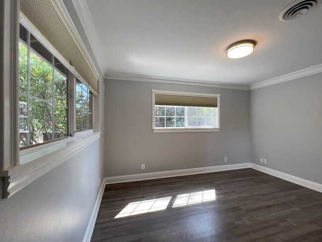 Building Photo - Beautifully Updated Four Bedroom Napa Home