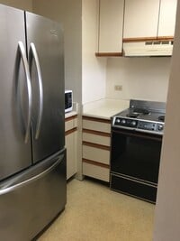 Building Photo - Plaza Landmark 1 bedroom 1 bath