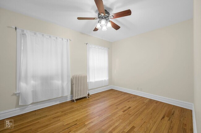 Building Photo - 1146 Ontario St