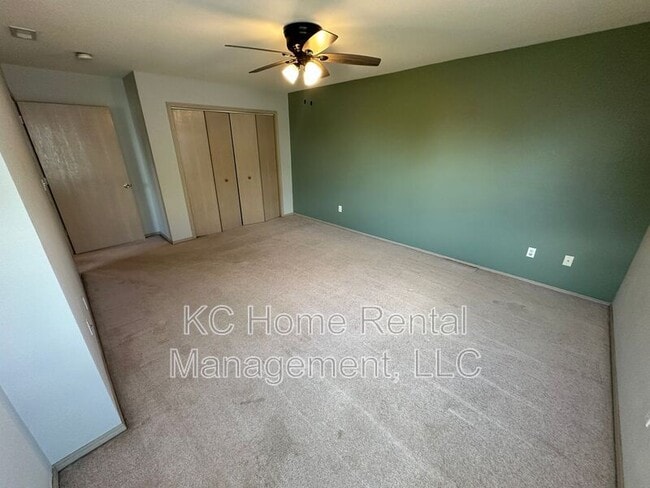 Building Photo - 2128 Highridge Dr
