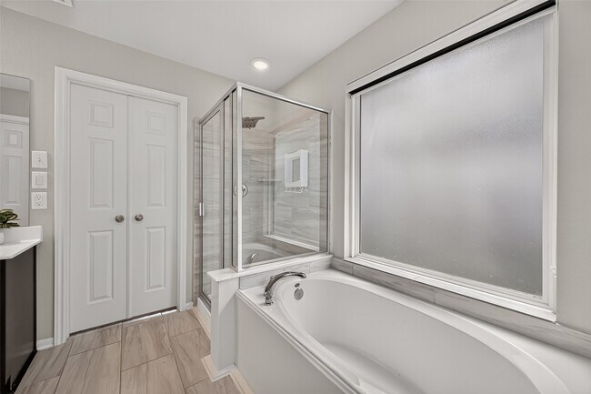 Building Photo - 2122 Artic Loon Dr