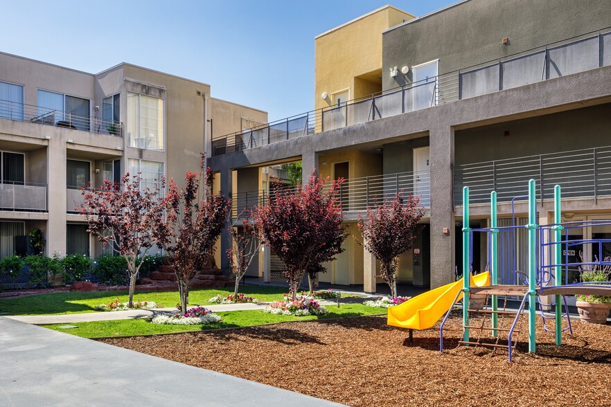 Primary Photo - Parc Ridge Apartments