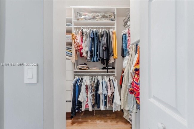 Building Photo - 5235 SW 171st Ave