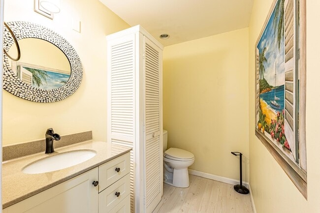 Building Photo - 2936 Florida Blvd