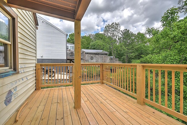 Building Photo - Charming 2BR House in Kingsport